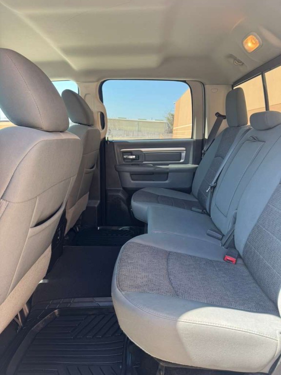 2015 RAM 1500 Image 12