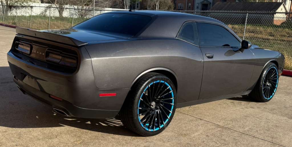 2019 Dodge Challenger Image 3