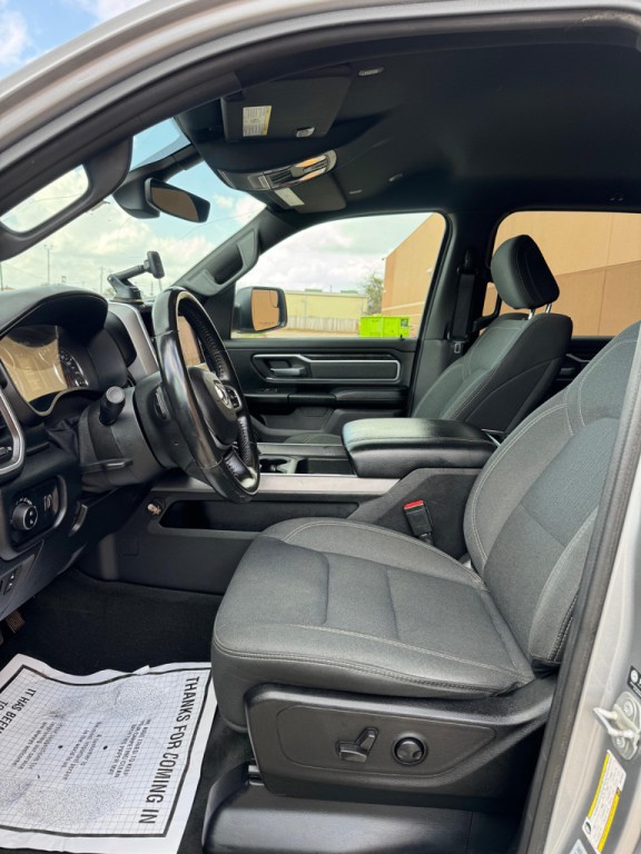 2022 RAM 1500 Image 9