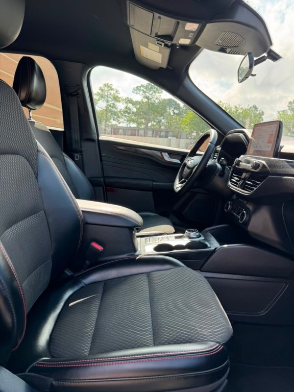 2025 Ford Escape Image 10
