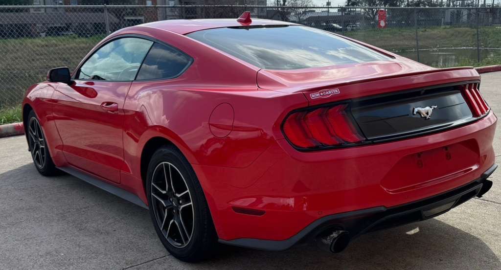 2020 Ford Mustang Image 4