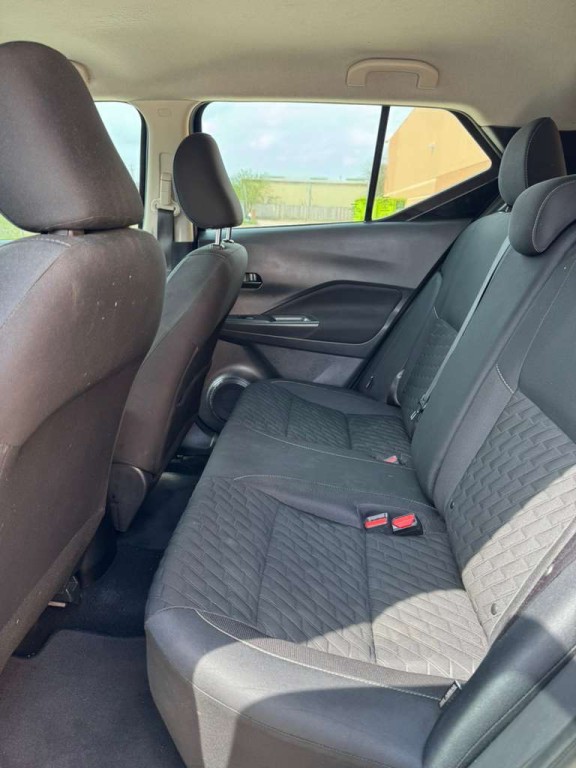 2021 Nissan Kicks Image 12