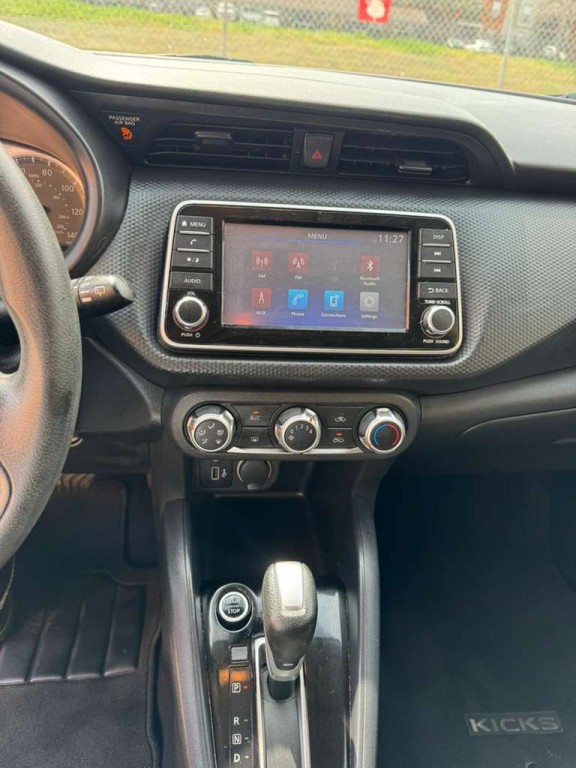 2021 Nissan Kicks Image 13