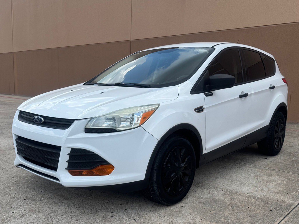 2014 Ford Escape Image 2