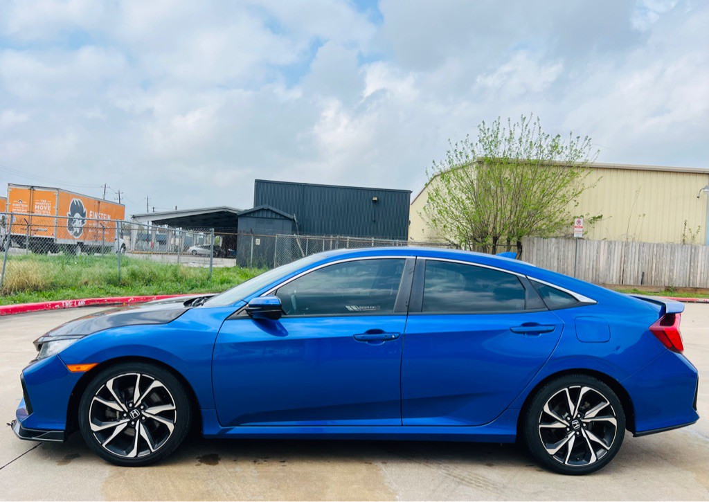 2017 Honda Civic Image 9