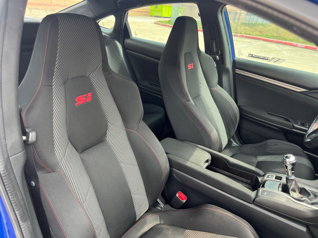 2017 Honda Civic Image 16