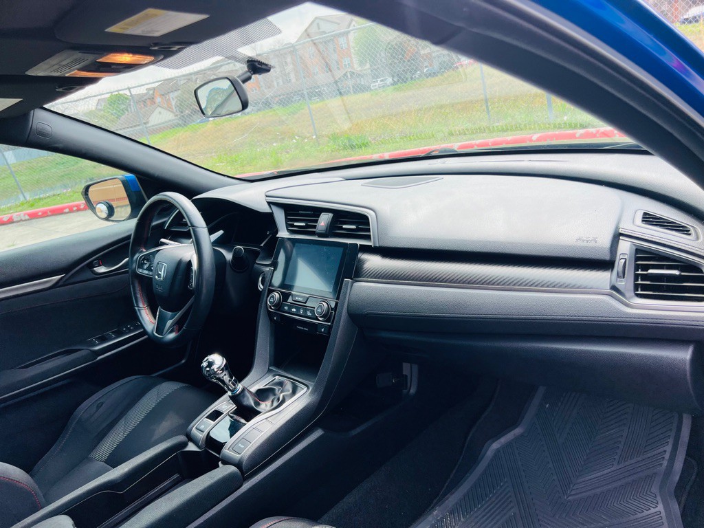 2017 Honda Civic Image 17