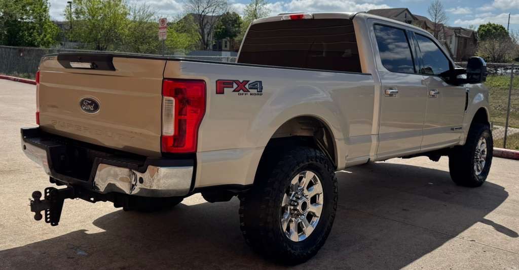 2017 Ford F-250 Image 4