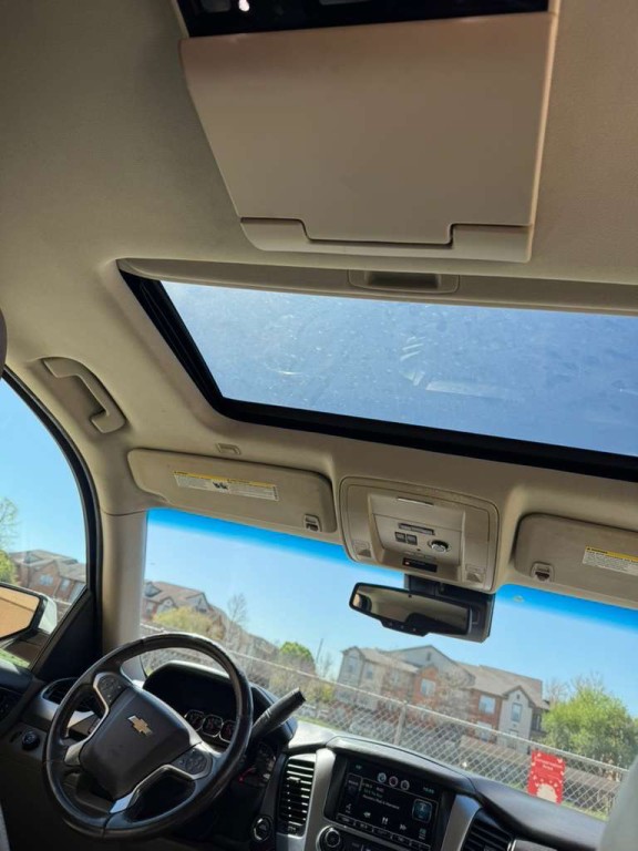 2015 Chevrolet Tahoe Image 15