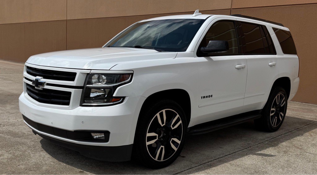 2018 Chevrolet Tahoe Image 2