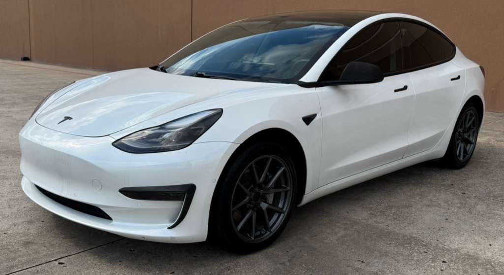 2021 Tesla Model 3 Image 2