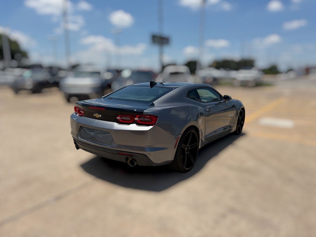 2021 Chevrolet Camaro Image 9