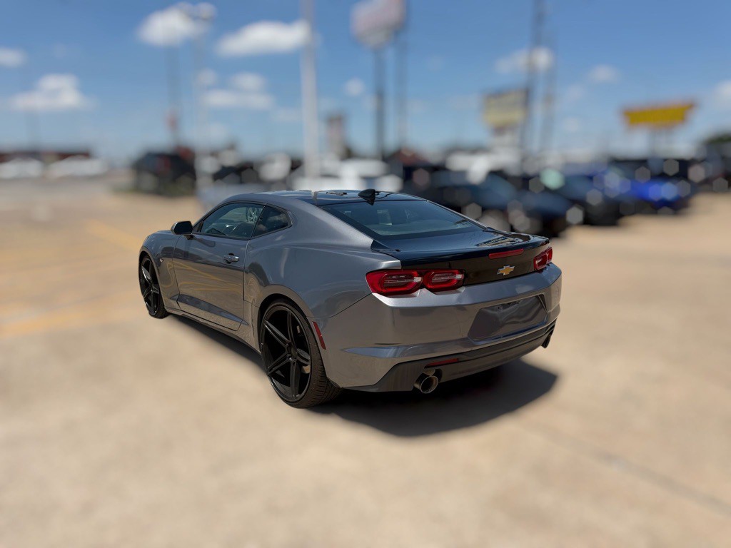 2021 Chevrolet Camaro Image 11