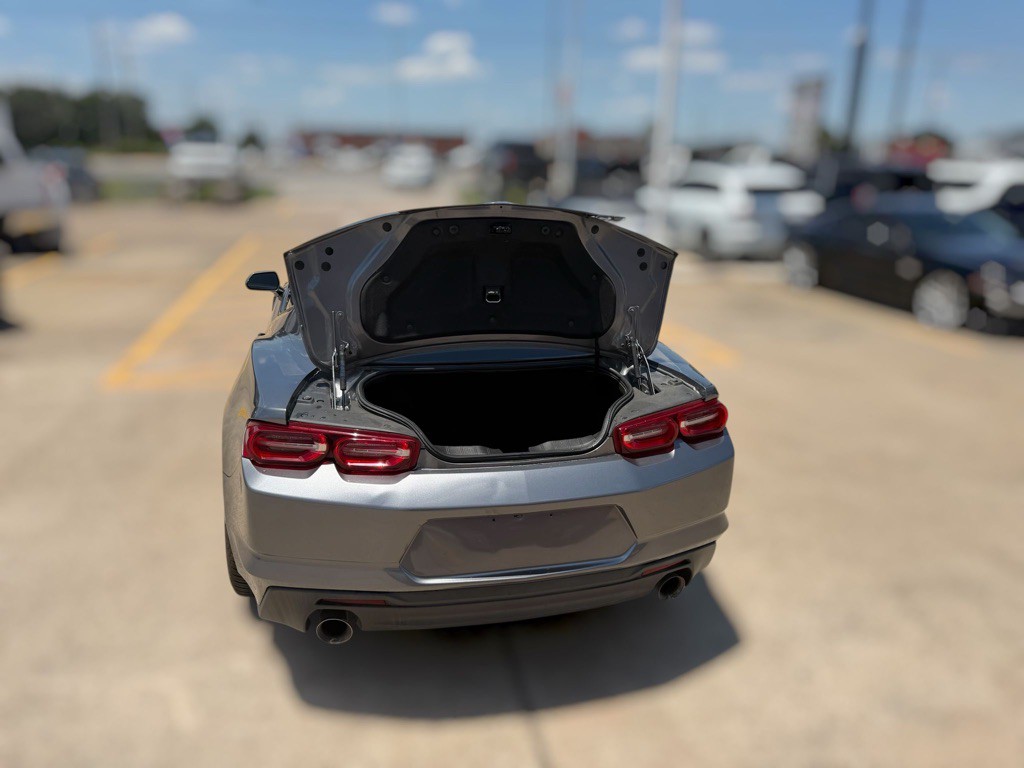 2021 Chevrolet Camaro Image 12