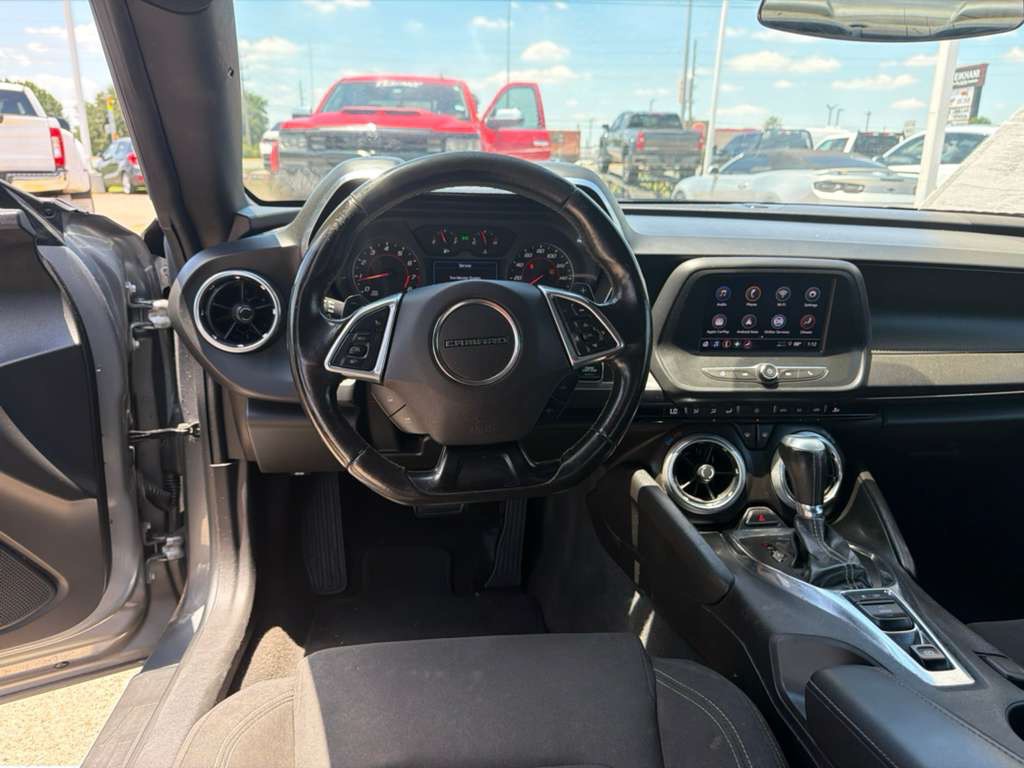 2021 Chevrolet Camaro Image 21