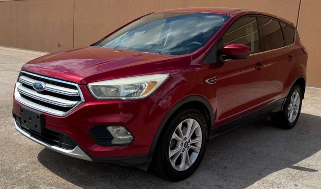 2017 Ford Escape Image 2