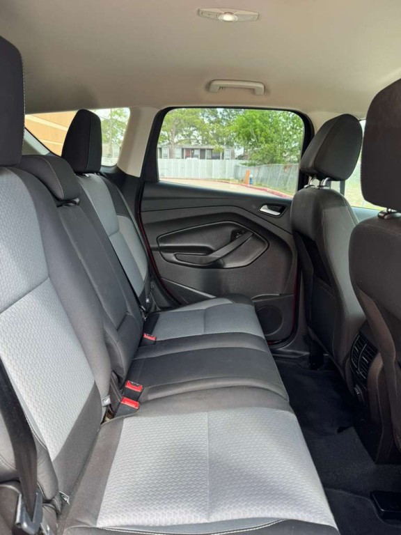 2017 Ford Escape Image 12