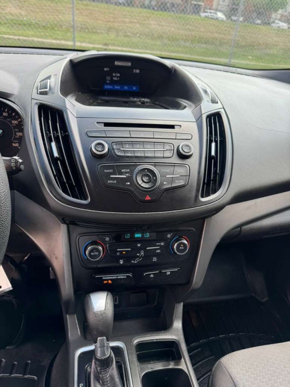 2017 Ford Escape Image 15