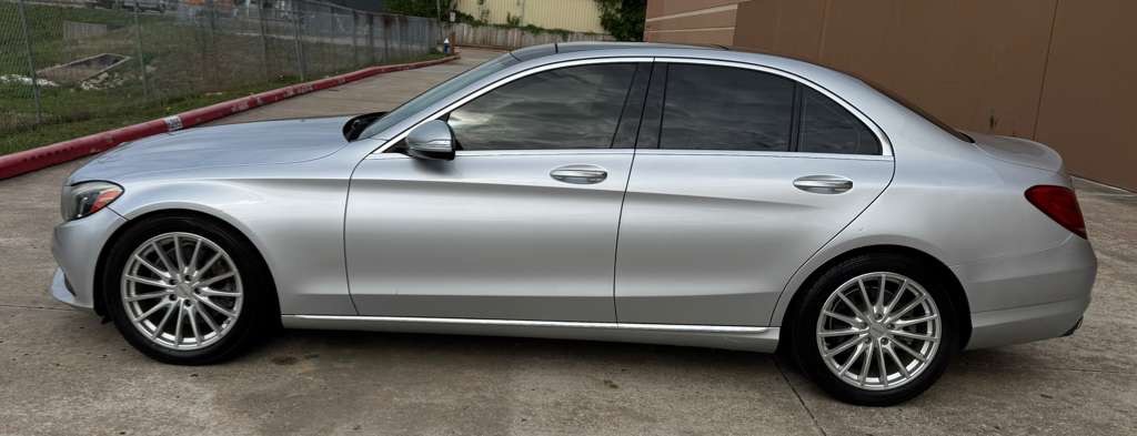 2015 Mercedes-Benz C-Class Image 7