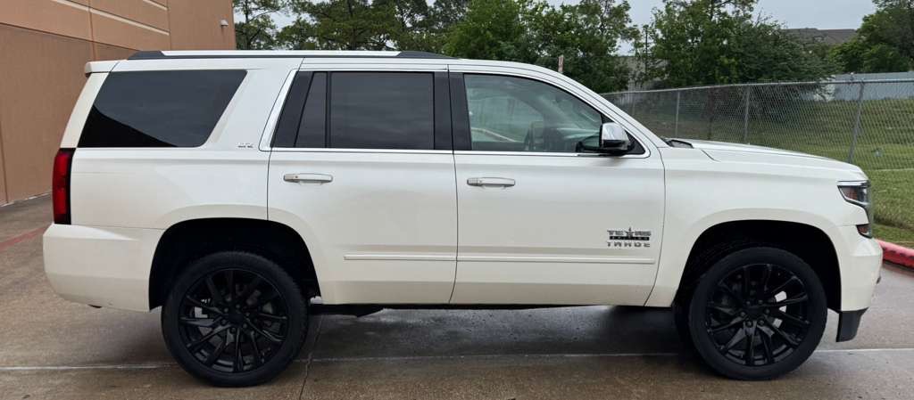 2015 Chevrolet Tahoe Image 7