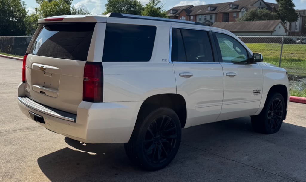 2015 Chevrolet Tahoe Image 4
