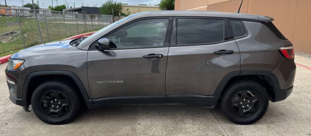2018 Jeep Compass Image 7