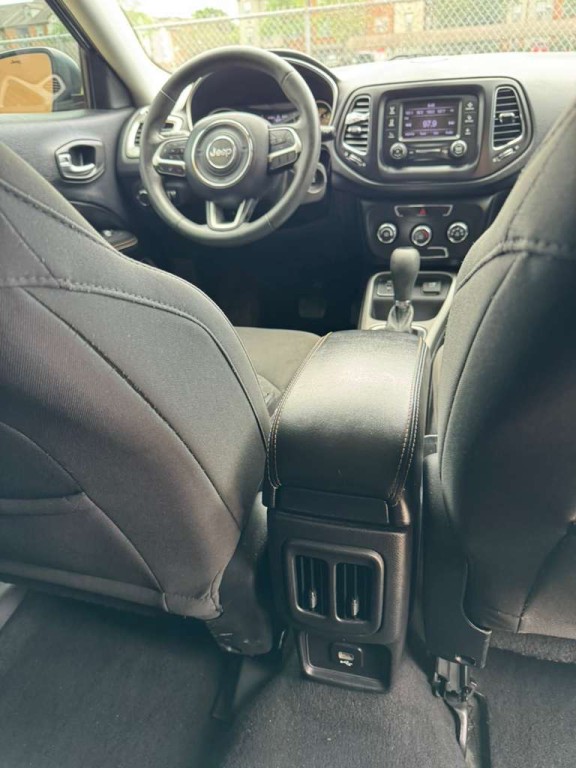 2018 Jeep Compass Image 14