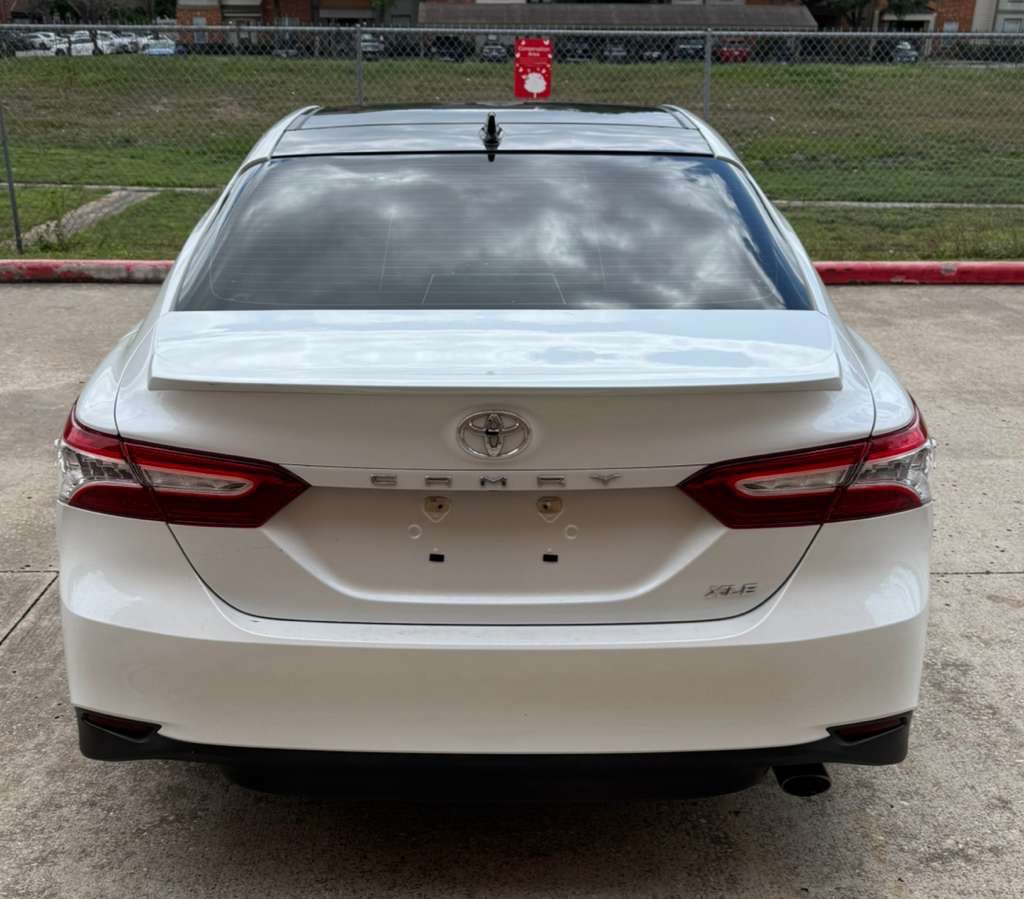 2020 Toyota Camry Image 6