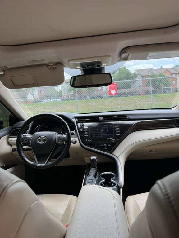 2020 Toyota Camry Image 14