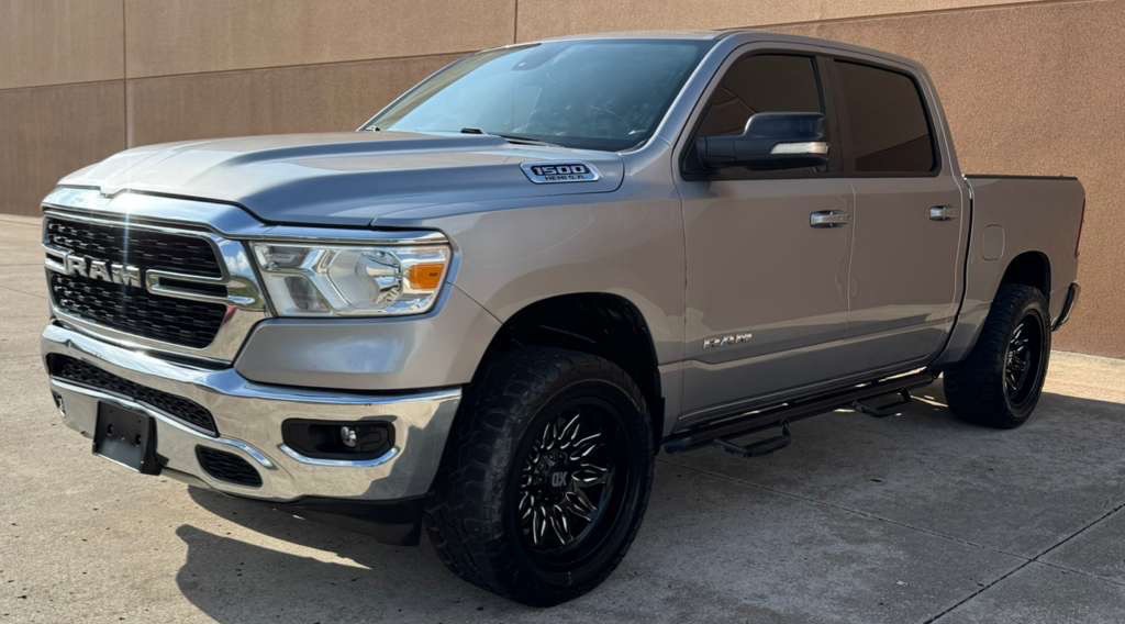 2022 RAM 1500 Image 2