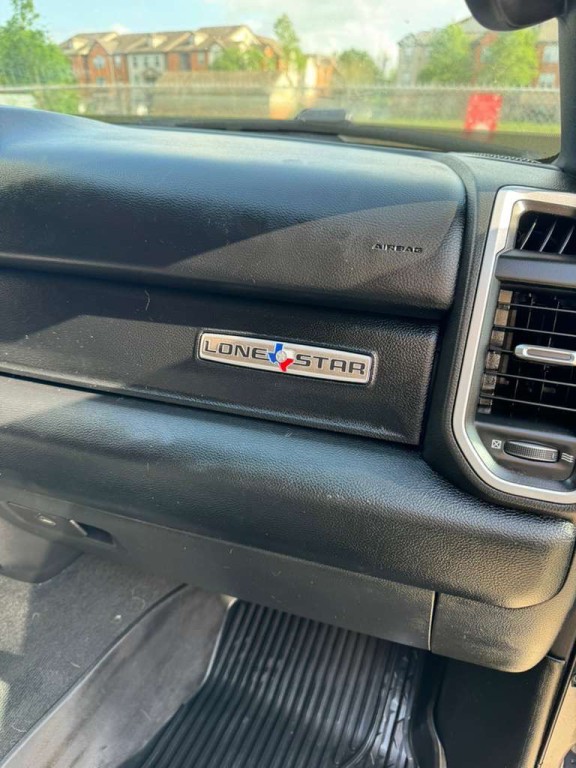2022 RAM 1500 Image 16