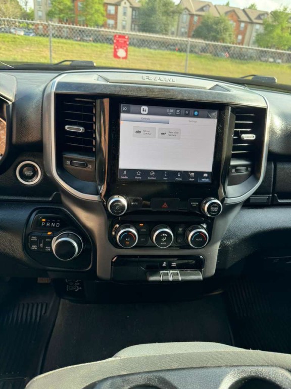 2022 RAM 1500 Image 17