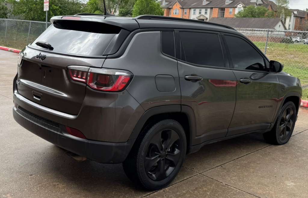 2020 Jeep Compass Image 3