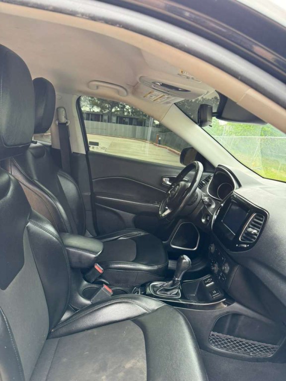 2020 Jeep Compass Image 10