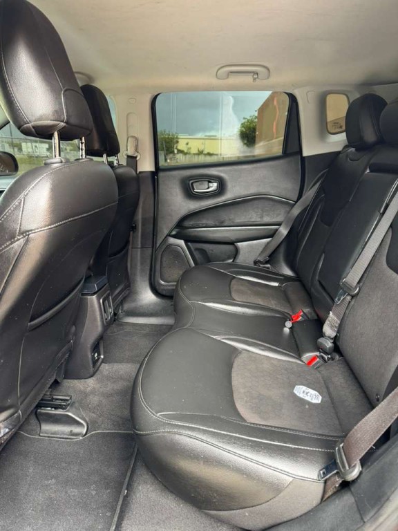 2020 Jeep Compass Image 12