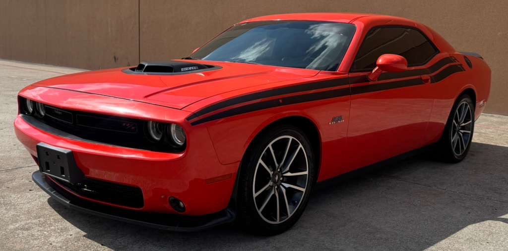 2020 Dodge Challenger Image 2