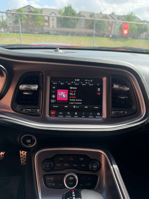 2020 Dodge Challenger Image 15