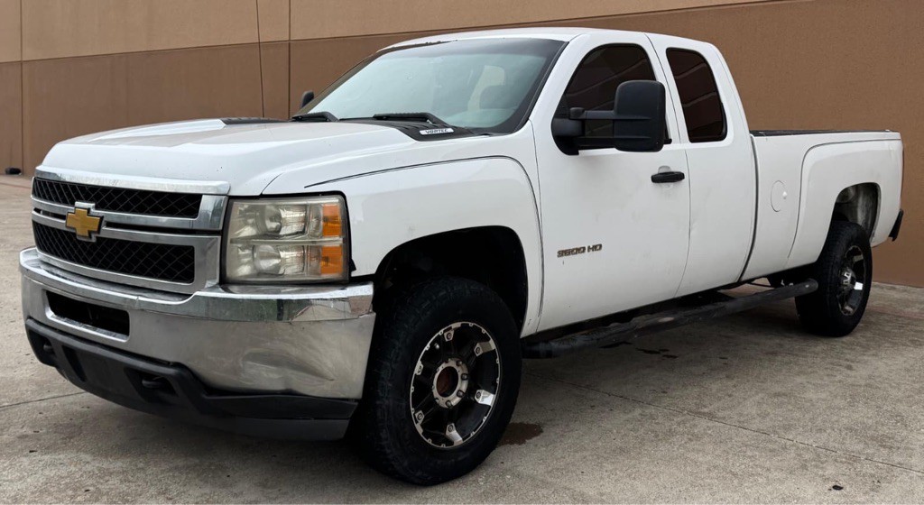 2012 Chevrolet Silverado 1500 Image 2