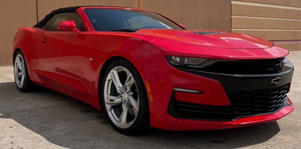 2019 Chevrolet Camaro Image 1