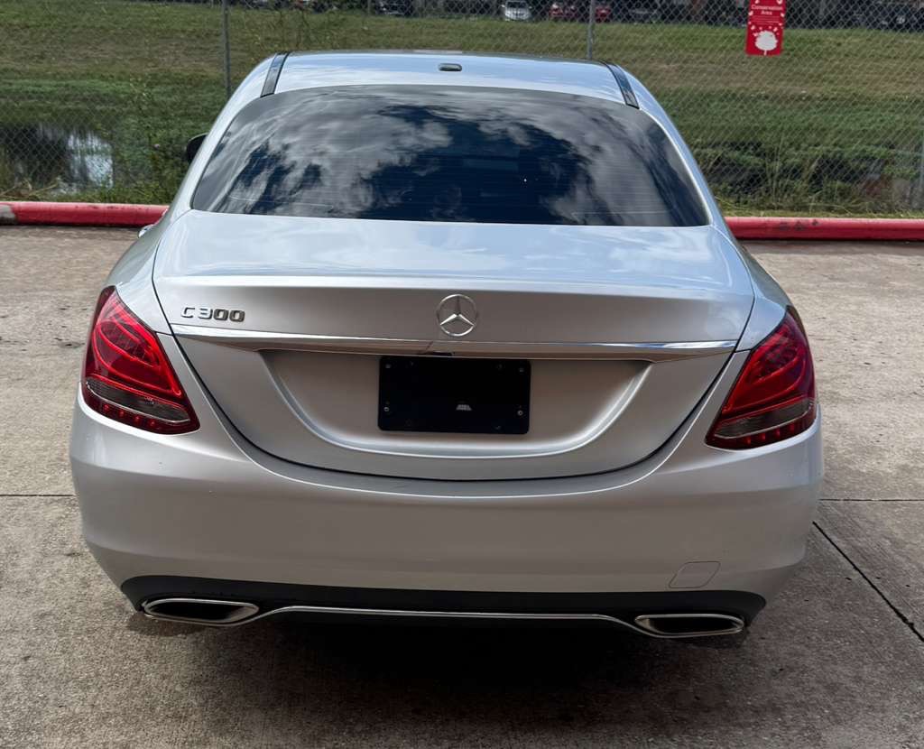 2018 Mercedes-Benz C-Class Image 7