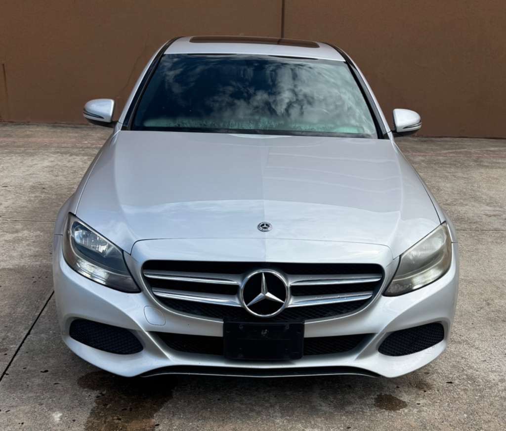 2018 Mercedes-Benz C-Class Image 8