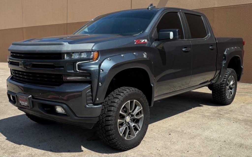 2022 Chevrolet Silverado 1500 Image 2
