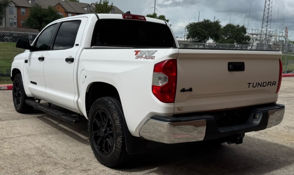 2020 Toyota Tundra Image 3