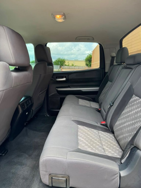 2020 Toyota Tundra Image 10