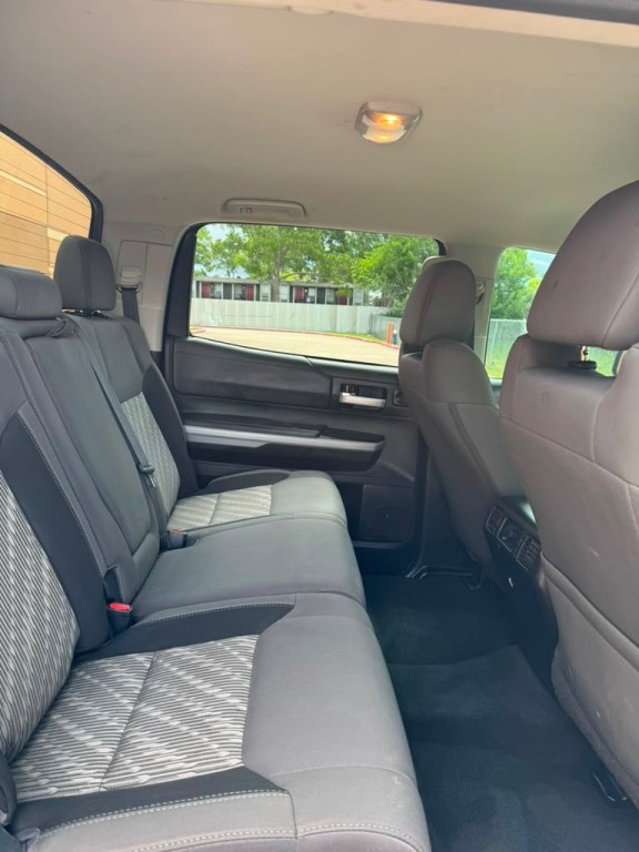 2020 Toyota Tundra Image 12