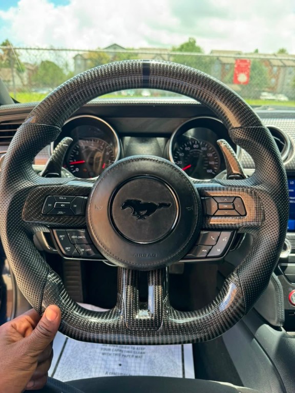 2021 Ford Mustang Image 15