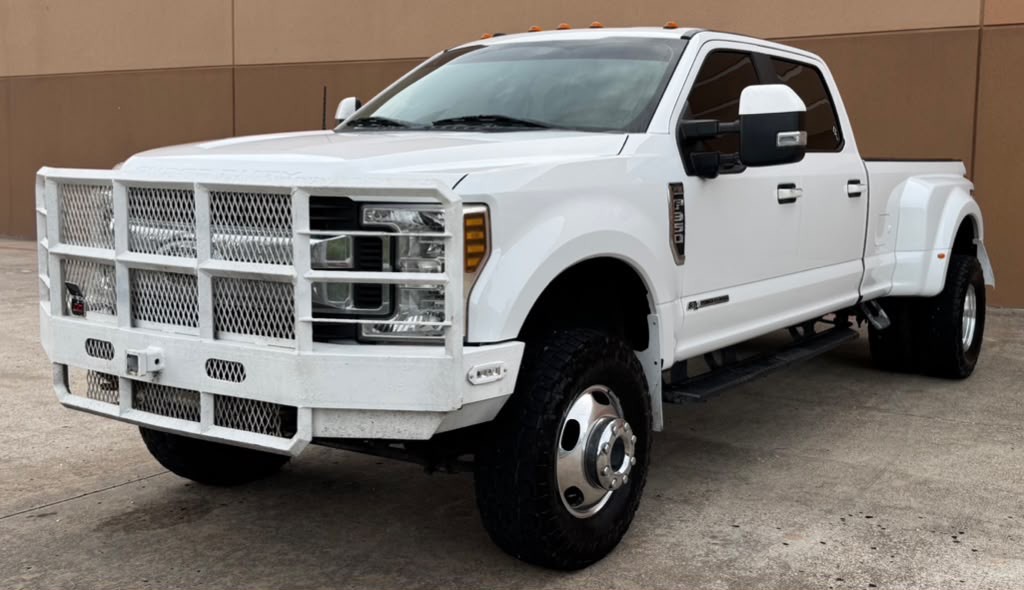 2019 Ford F-350 Image 2
