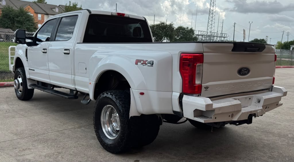 2019 Ford F-350 Image 3
