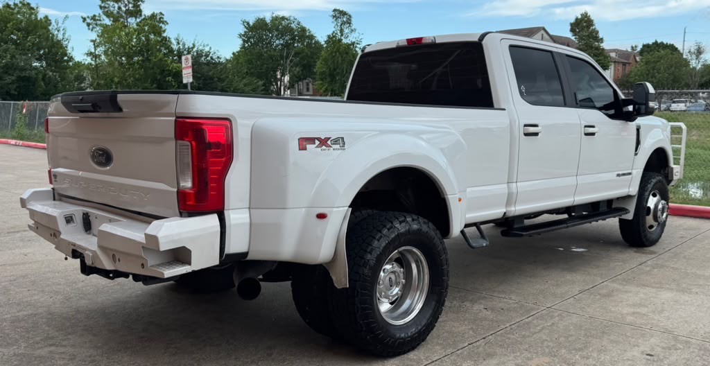2019 Ford F-350 Image 4
