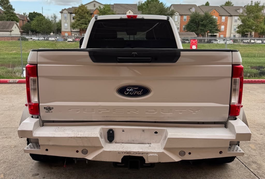 2019 Ford F-350 Image 6